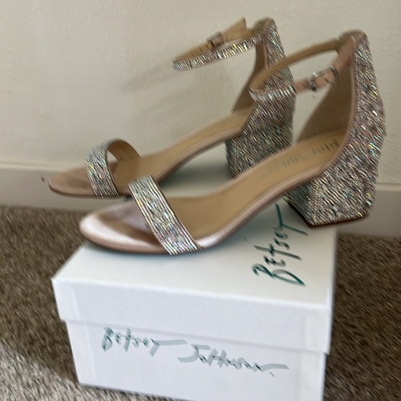 Betsey Johnson Mari Champagne Heels - Picture 5 of 7